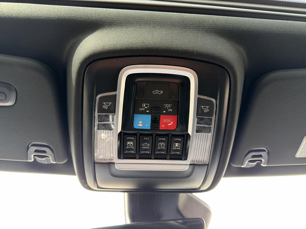 2026 RAM 1500 Laramie - Photo 18