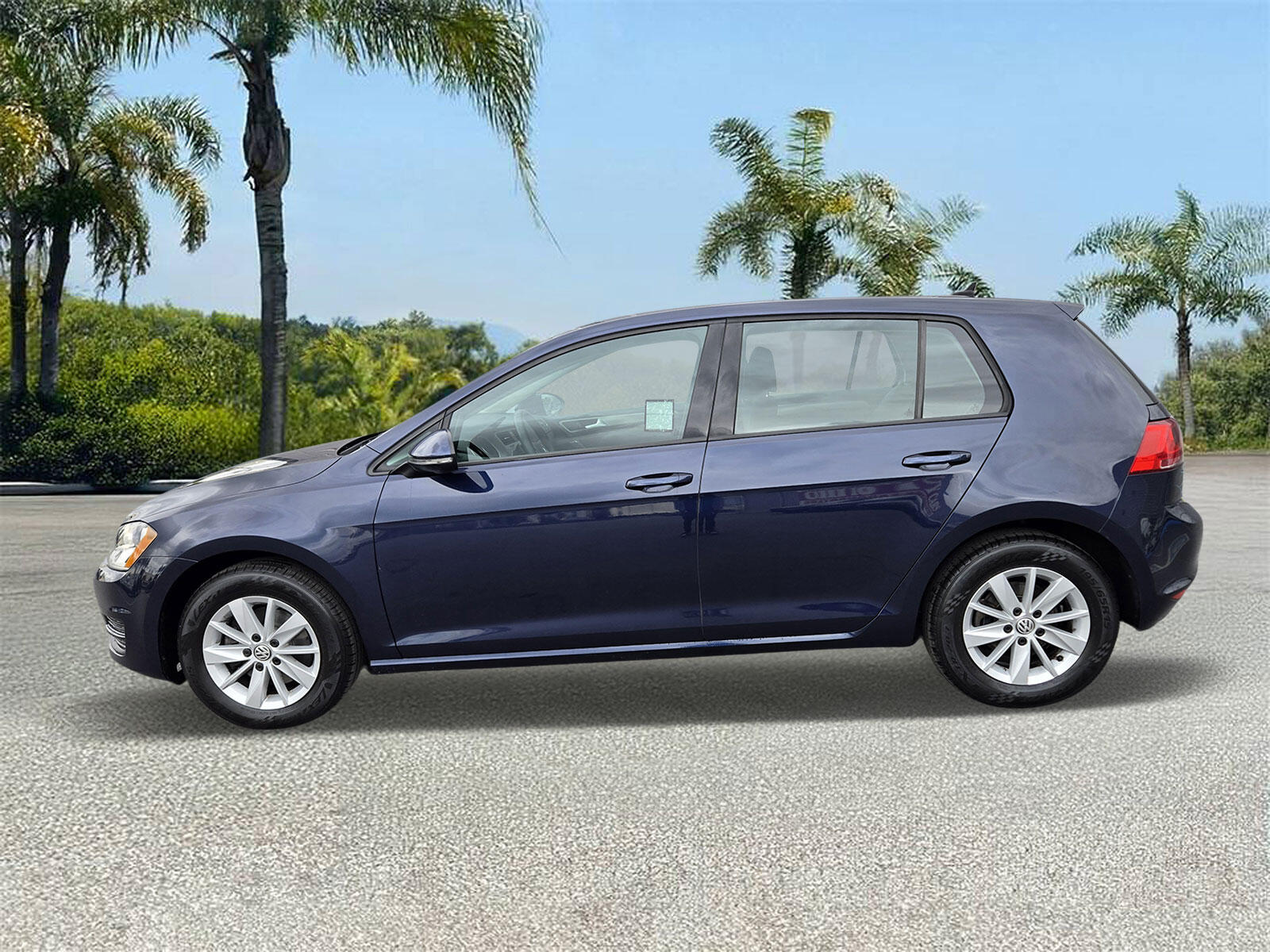Used 2016 Volkswagen Golf TSI S with VIN 3VW217AUXGM007557 for sale in Downey, CA