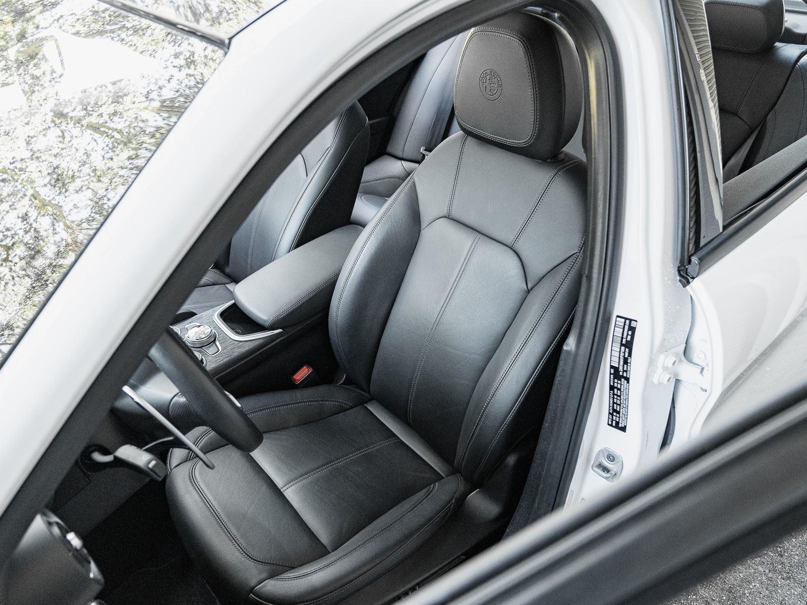 Used 2023 Alfa Romeo Giulia RWD