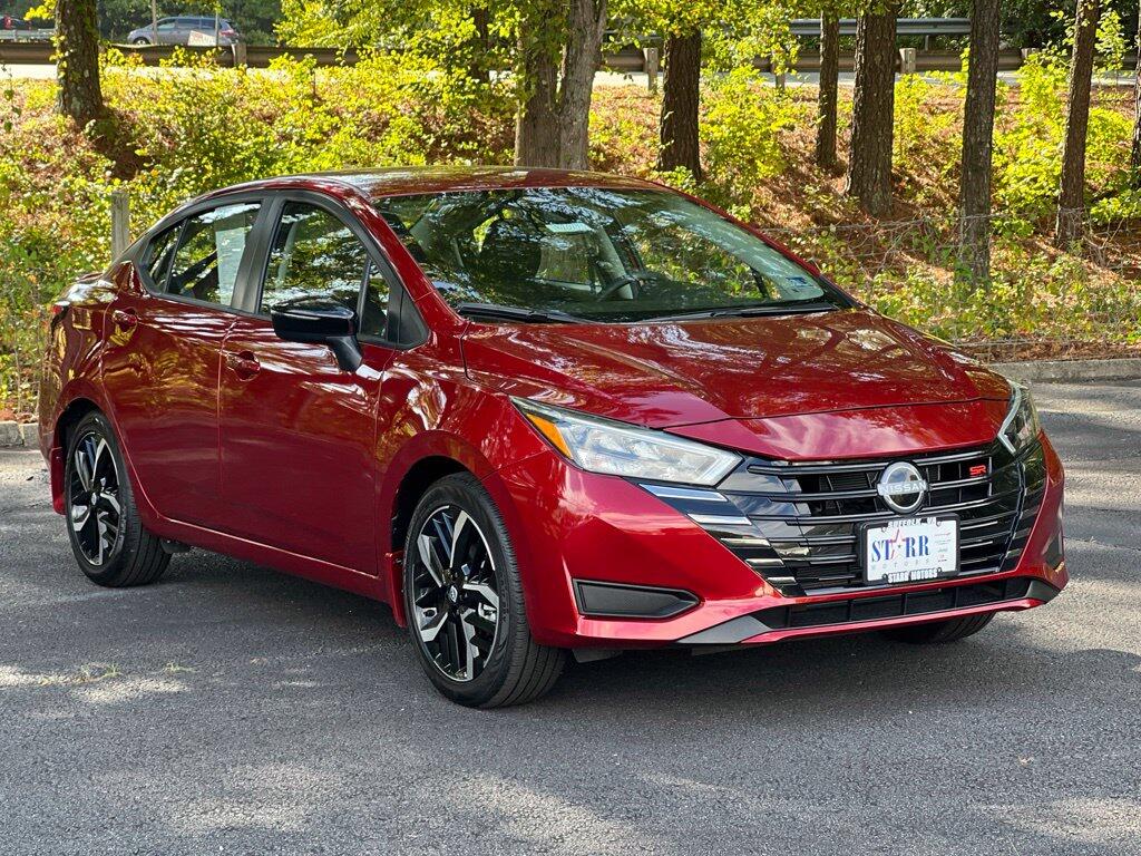 2025 Nissan Versa Sedan SR