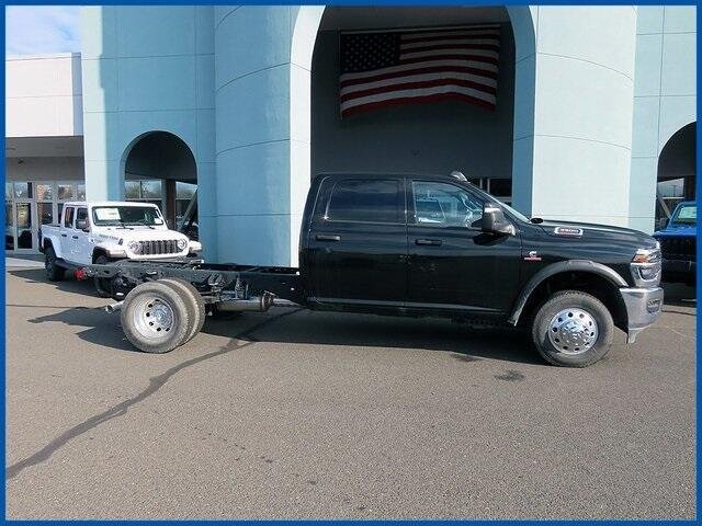 2025 RAM Ram 3500 Chassis Cab Tradesman