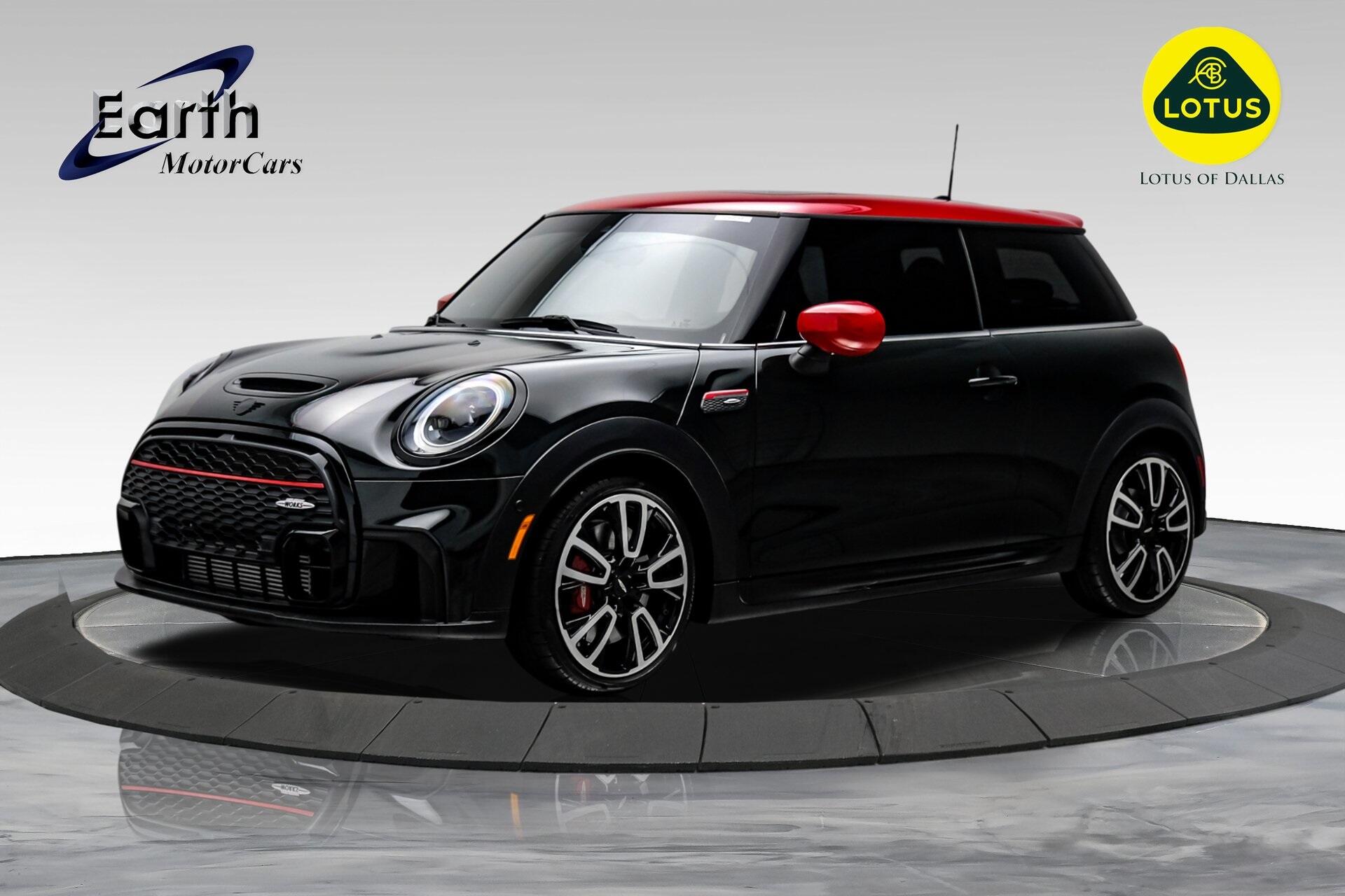 2023 MINI Hardtop 2 Door John Cooper Works's photo