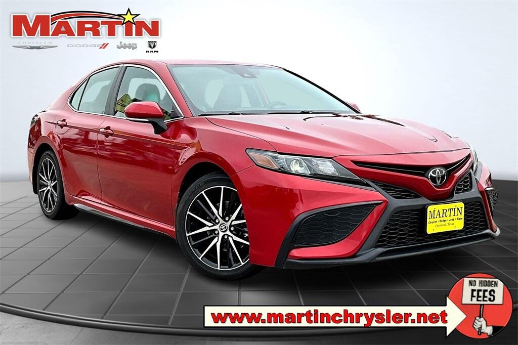 2023 Toyota Camry SE