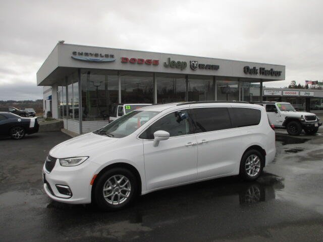 Used 2022 Chrysler Pacifica Touring L with VIN 2C4RC1BG2NR194820 for sale in Oak Harbor, WA