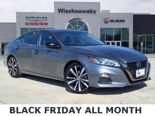 Used 2022 Nissan Altima SR with VIN 1N4BL4CV5NN354207 for sale in Huntsville, TX