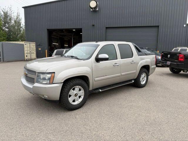 Used 2008 Chevrolet Avalanche LTZ with VIN 3GNFK12398G106527 for sale in Jackson, WY