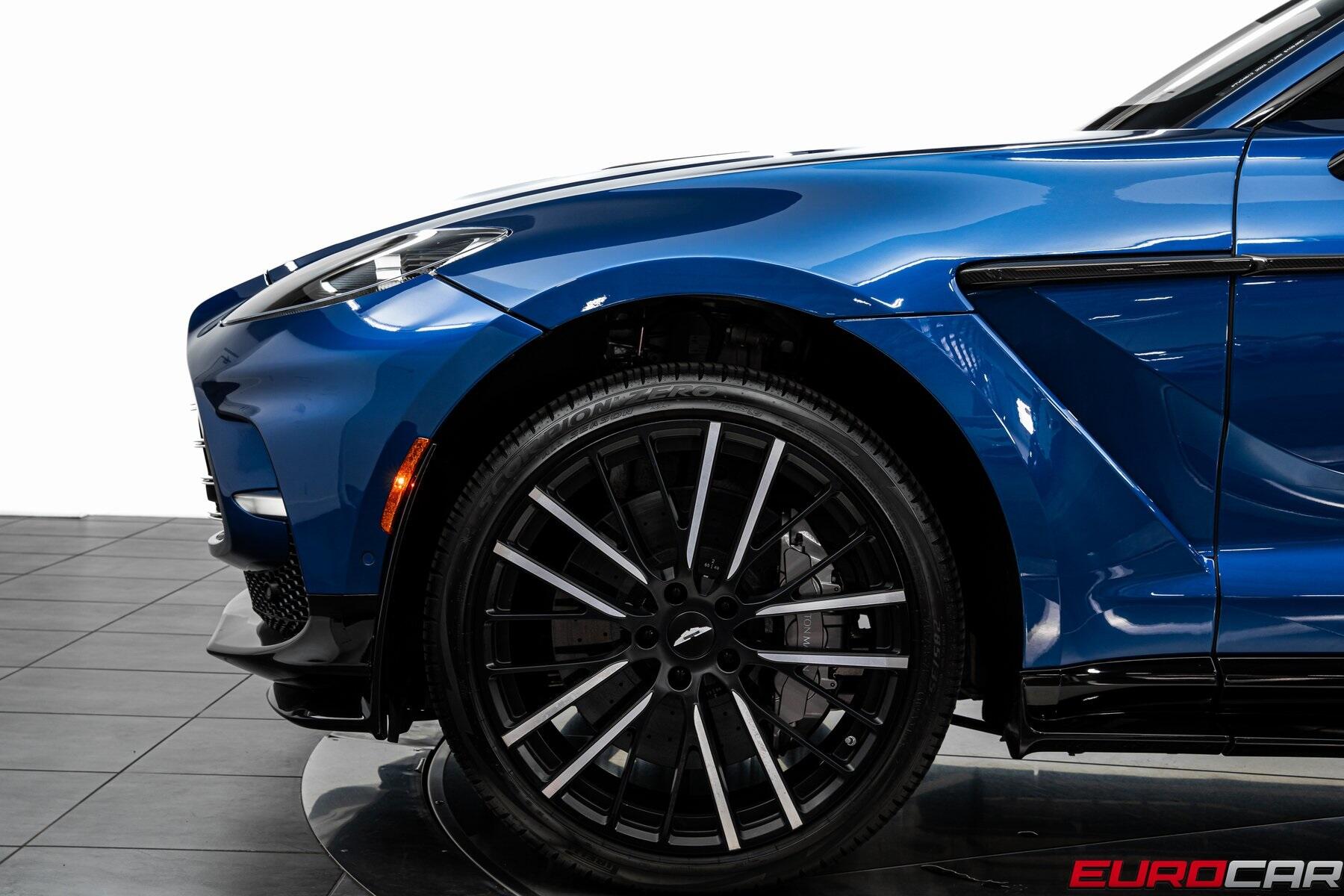 Used 2023 Aston Martin DBX 707 *HUGE CARBON OPTIONS * 23 FORGED WHEELS*Image 14