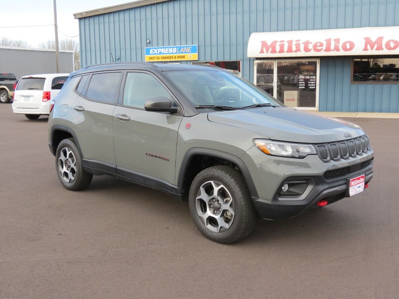 Used 2022 Jeep Compass Trailhawk with VIN 3C4NJDDB1NT149520 for sale in Fairmont, Minnesota