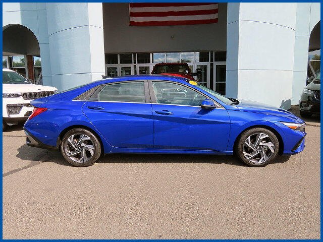 Used 2024 Hyundai Elantra Limited with VIN KMHLP4DG7RU815515 for sale in New Britain, CT