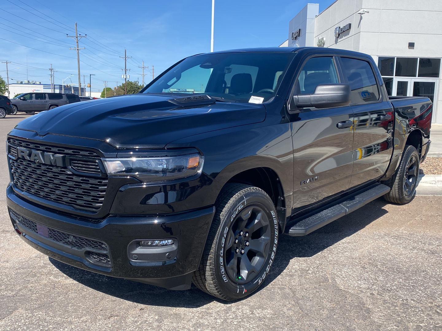 2026 RAM 1500 1500 Express Crew Cab 4x4 5'7' Box