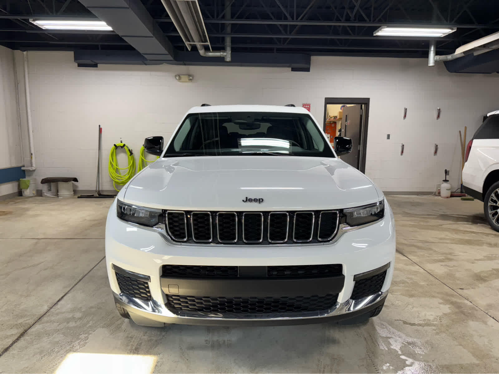 Used 2023 Jeep Grand Cherokee L Limited with VIN 1C4RJKBG9P8879164 for sale in New Ulm, Minnesota