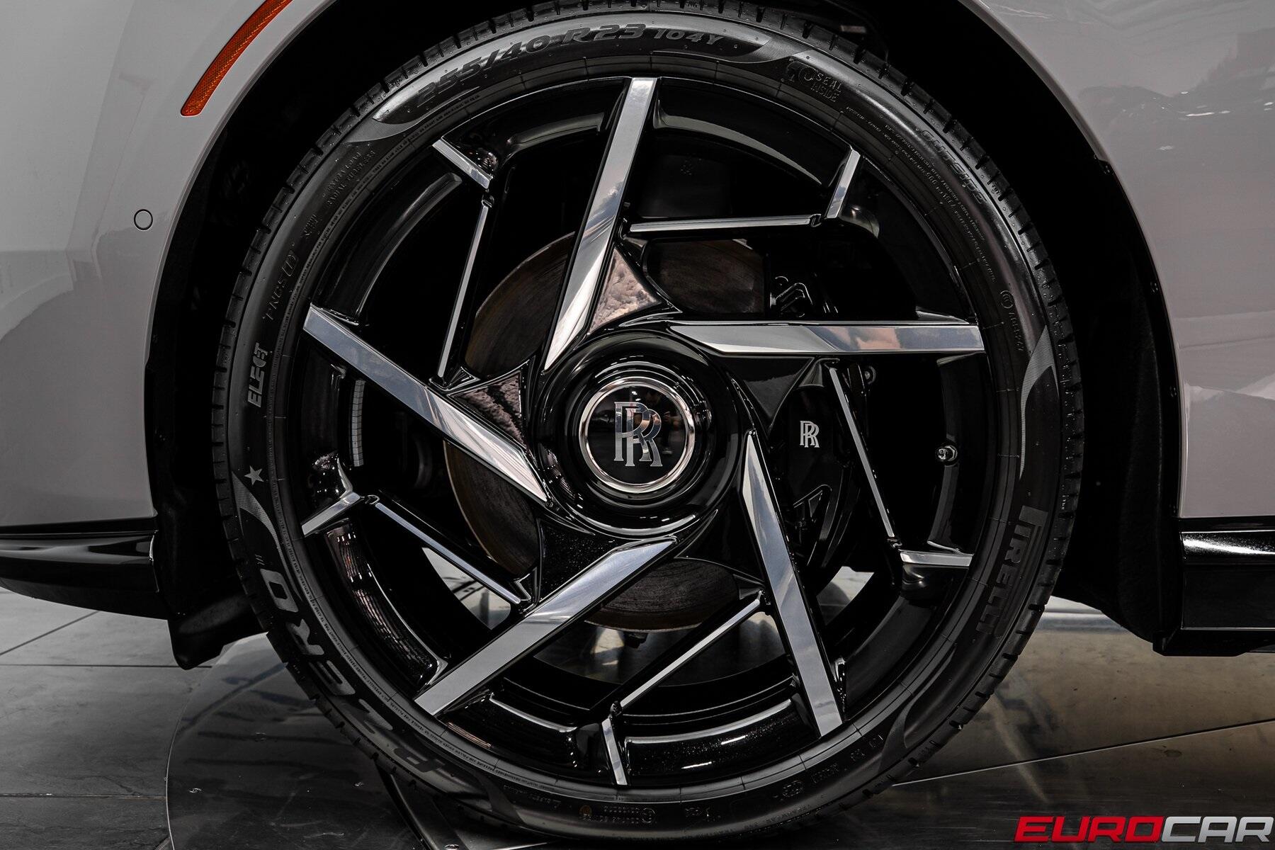 2025 Rolls-Royce Spectre Black Badge *ENHANCEMENT PACKAGE*Image 19