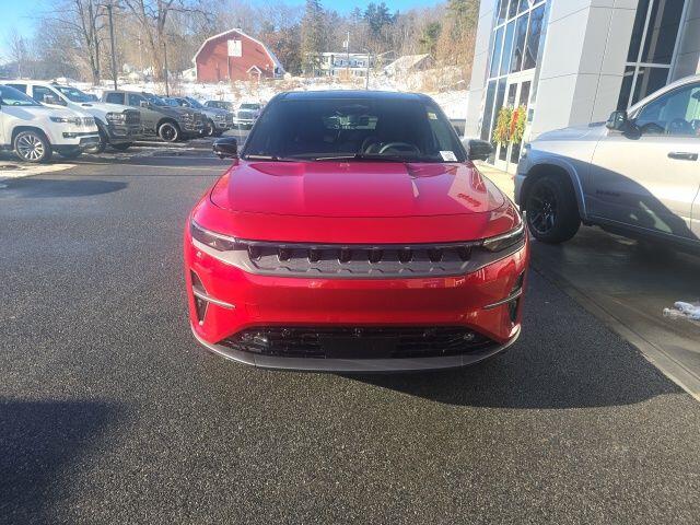 Used 2024 Jeep Wagoneer S Launch Edition with VIN 3C4RJNAK9RT178555 for sale in Warrensburg, NY