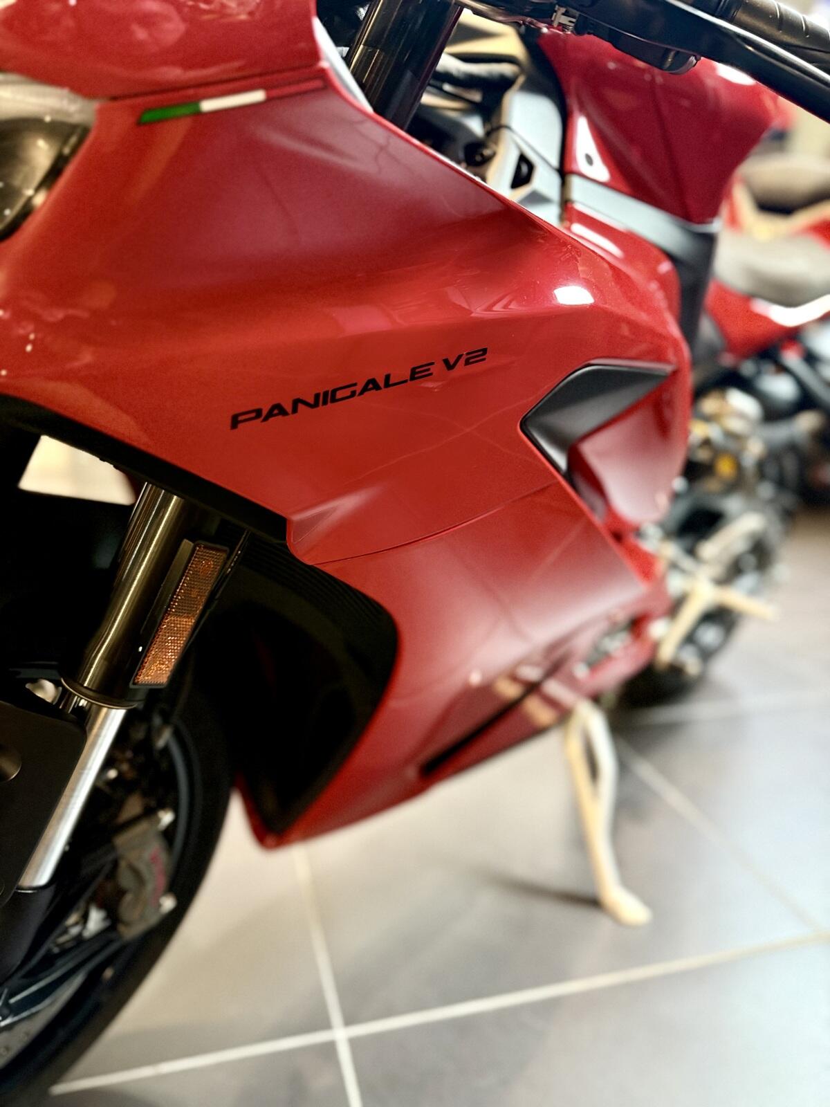 New 2026 Ducati PANIGALE V2 