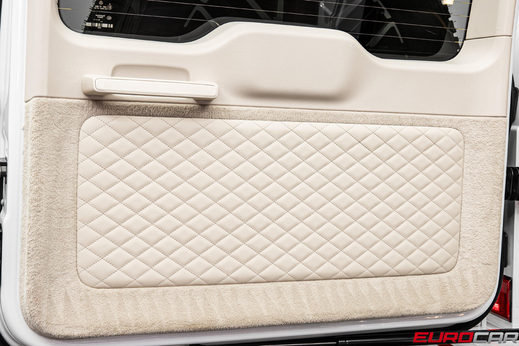 2023 Mercedes-Benz G-Class G 63 AMG 4x4&sup2; *CHERRY WOOD LUGGAGE COMPARTMENT*Image 24