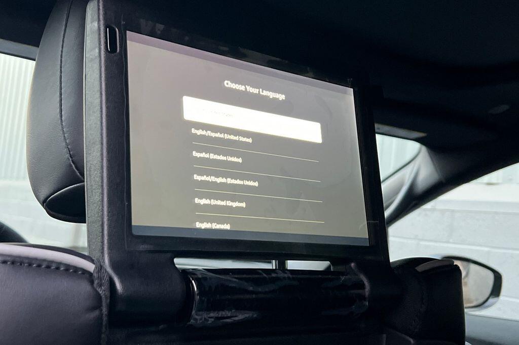 2026 Chrysler Pacifica Limited - Photo 15
