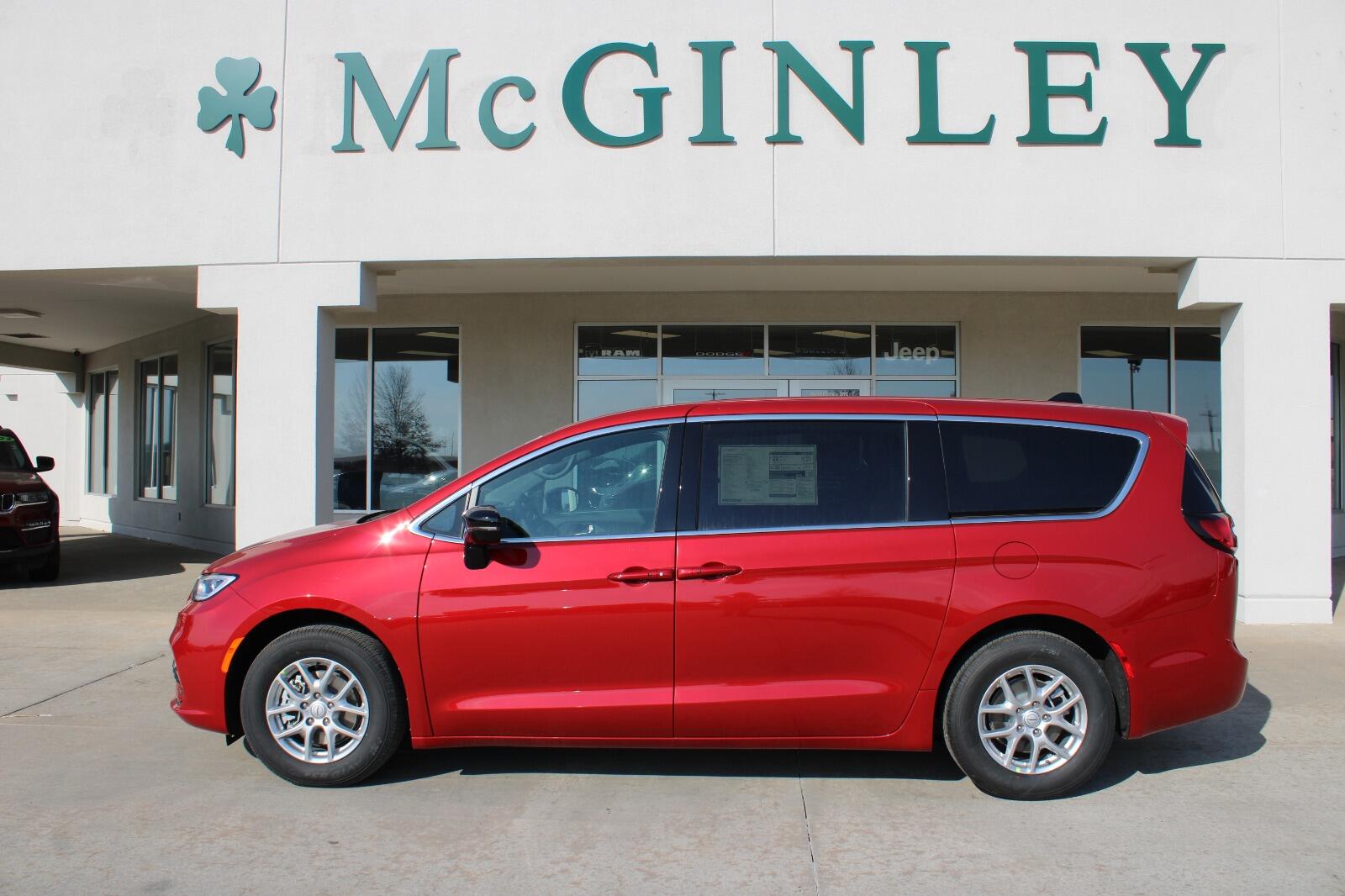 2026 Chrysler Pacifica Pacifica Select