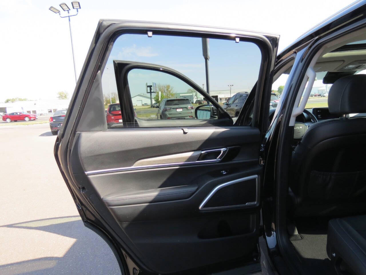 2022 Kia Telluride EX - Photo 23