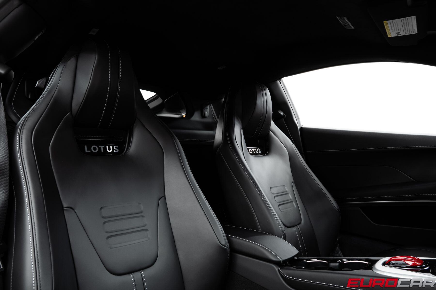 2026 Lotus Emira - Photo 38