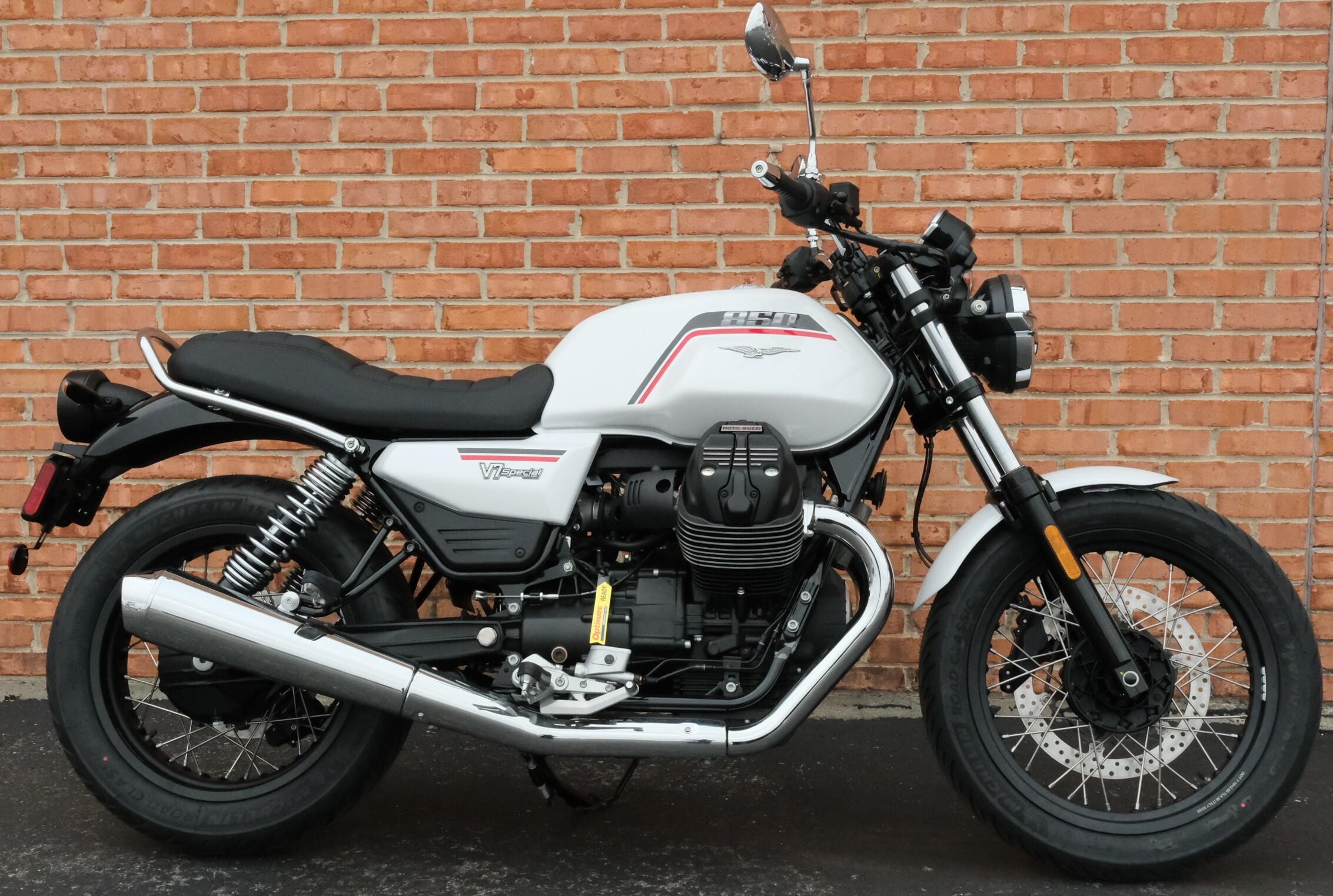 2026 Moto Guzzi V7 Special