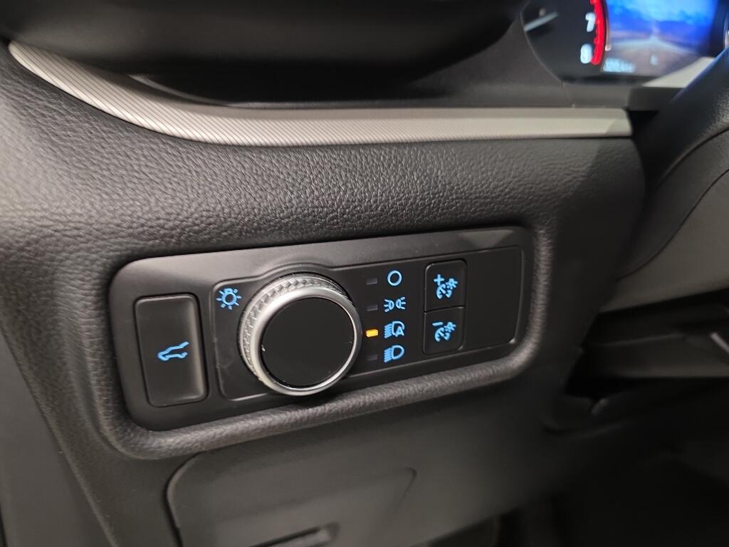 2020 Ford Explorer XLT - Photo 26