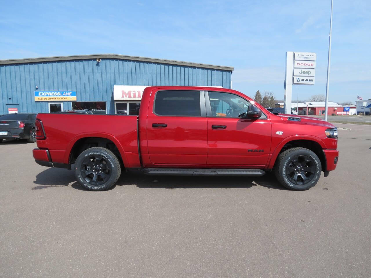 2026 RAM 1500 Big Horn/Lone Star 4x4 Crew Cab 5'7's photo