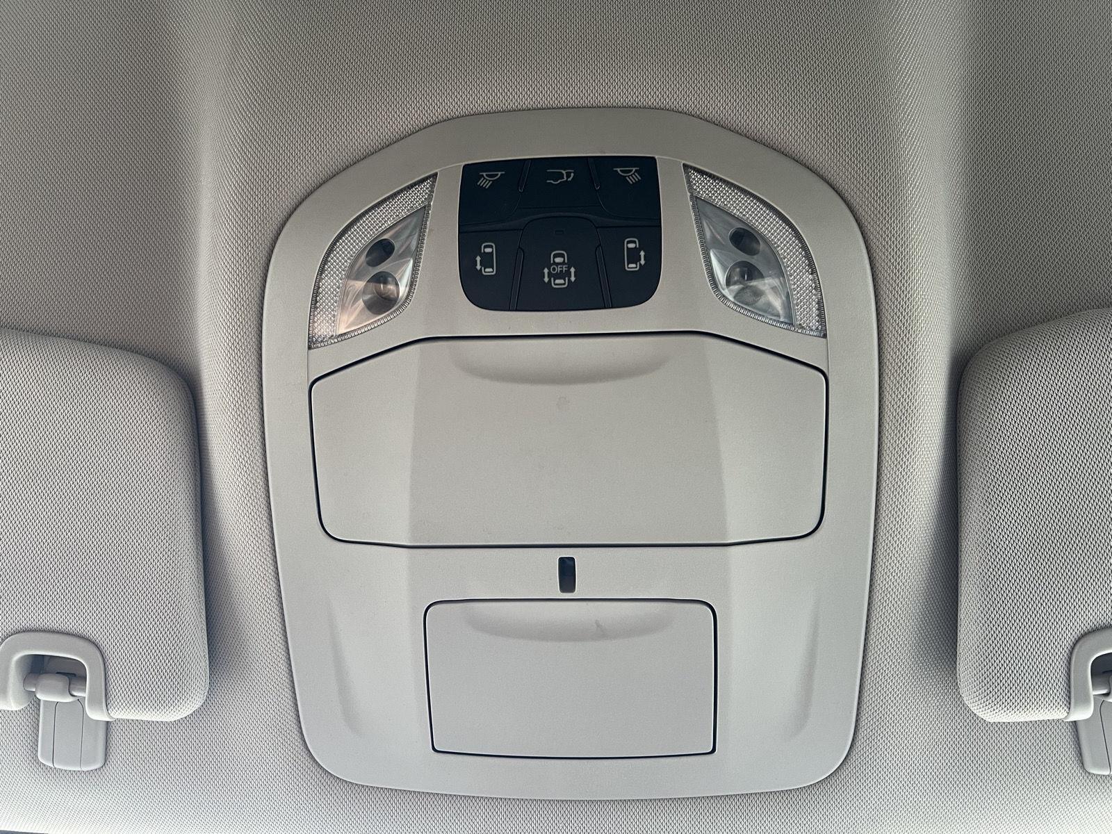 2024 Chrysler Pacifica Touring L - Photo 30