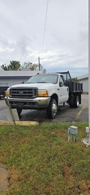 2000 Ford F-450 Chassis XL