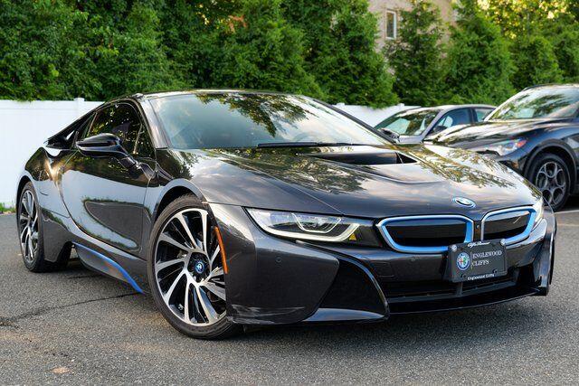 2016 BMW i8's photo