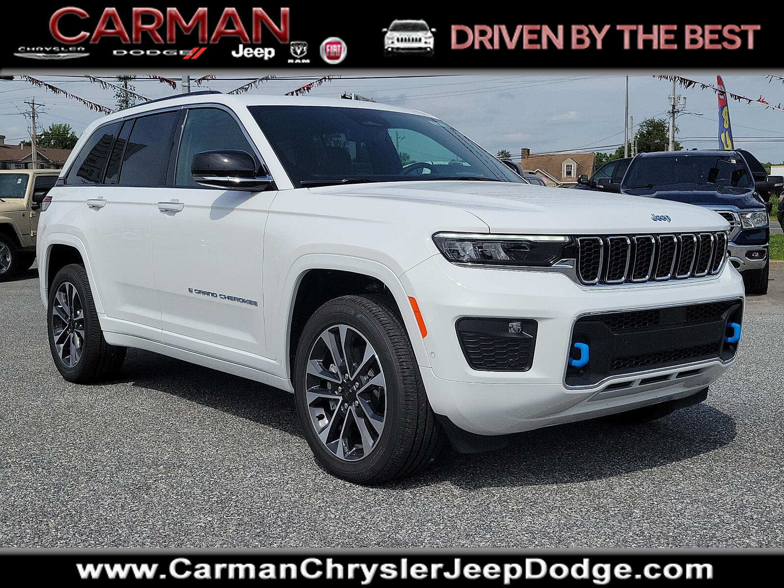 2023 Jeep Grand Cherokee Overland 4xe's photo