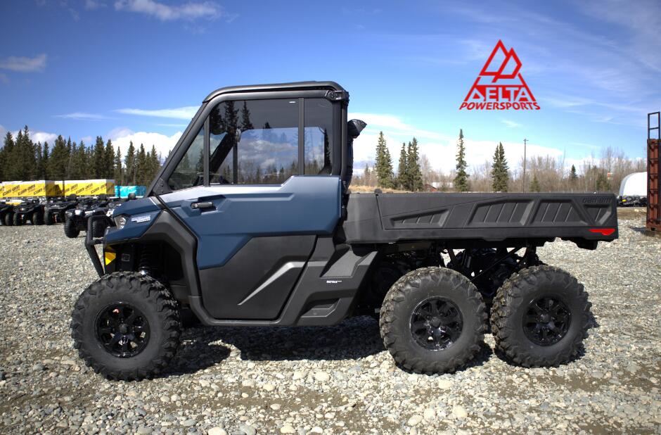 2026 Can-Am DEF HD10 6X6 LTD CAB