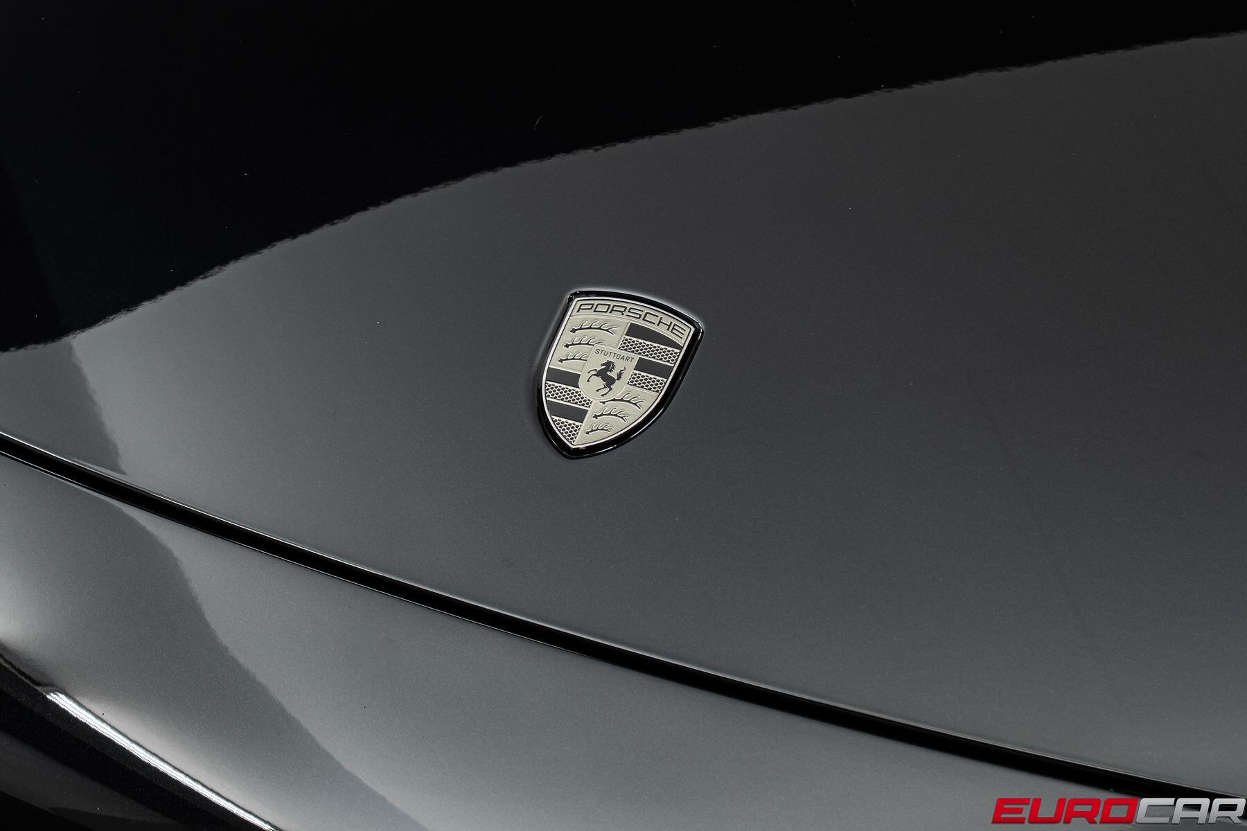 2026 Porsche 911 Turbo S *ADAPTIVE SPORT SEATS PLUS * SUNROOF*Image 10