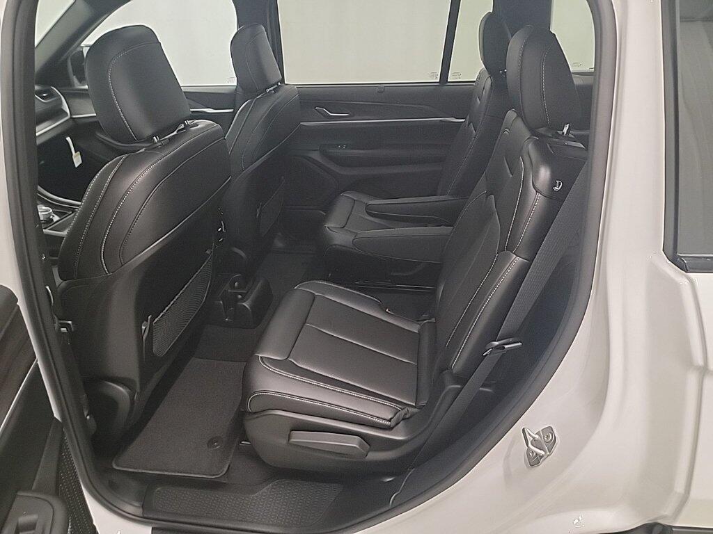 2025 Jeep Grand Cherokee L Limited - Photo 10