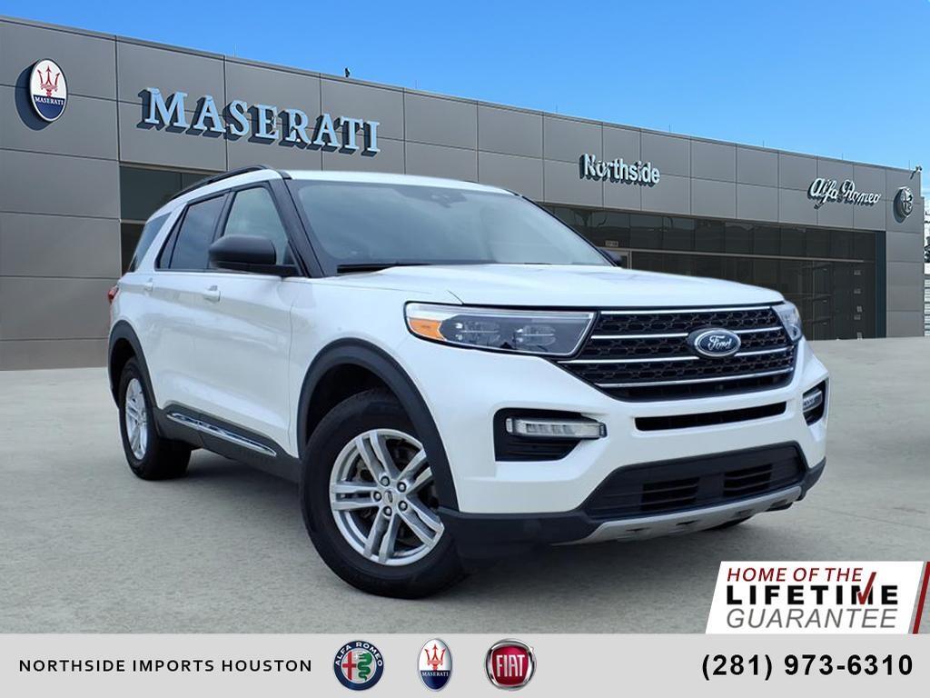 2022 Ford Explorer XLT's photo