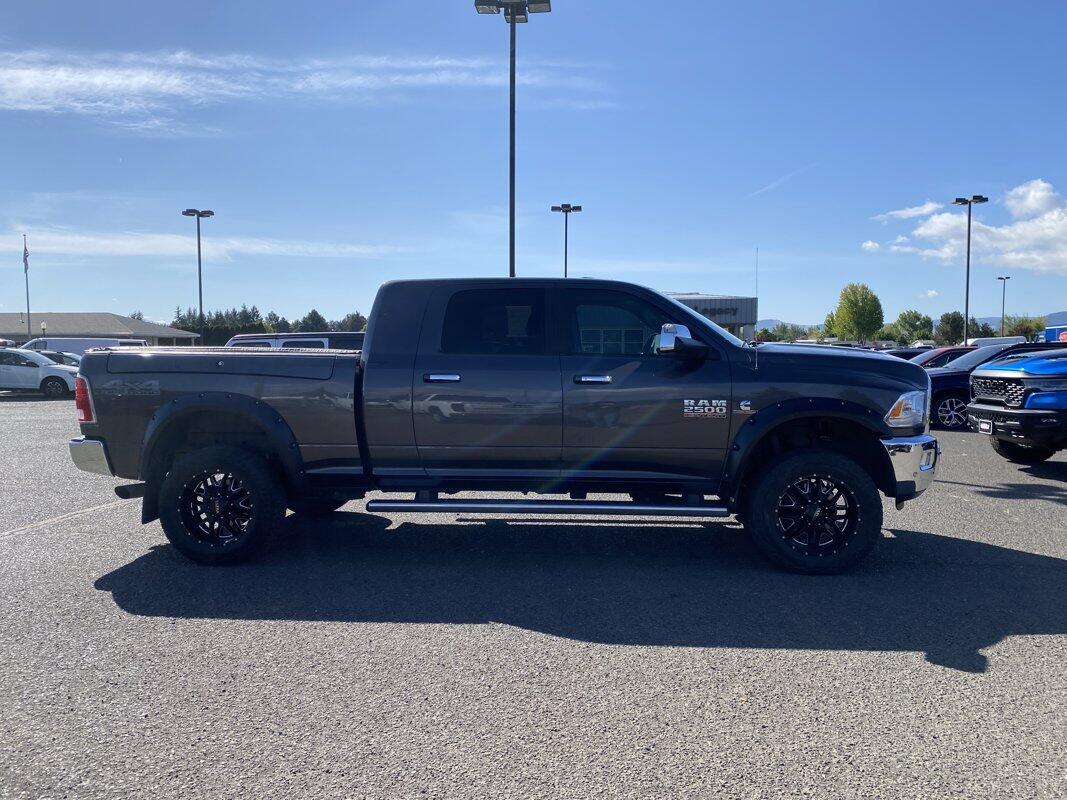 Used 2017 RAM Ram 2500 Pickup Laramie with VIN 3C6UR5NL2HG701015 for sale in Island City, OR