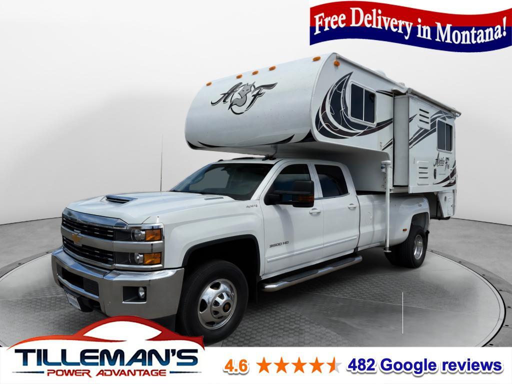 2019 GMC Sierra 4WD Crew Cab Long Box SLE's photo
