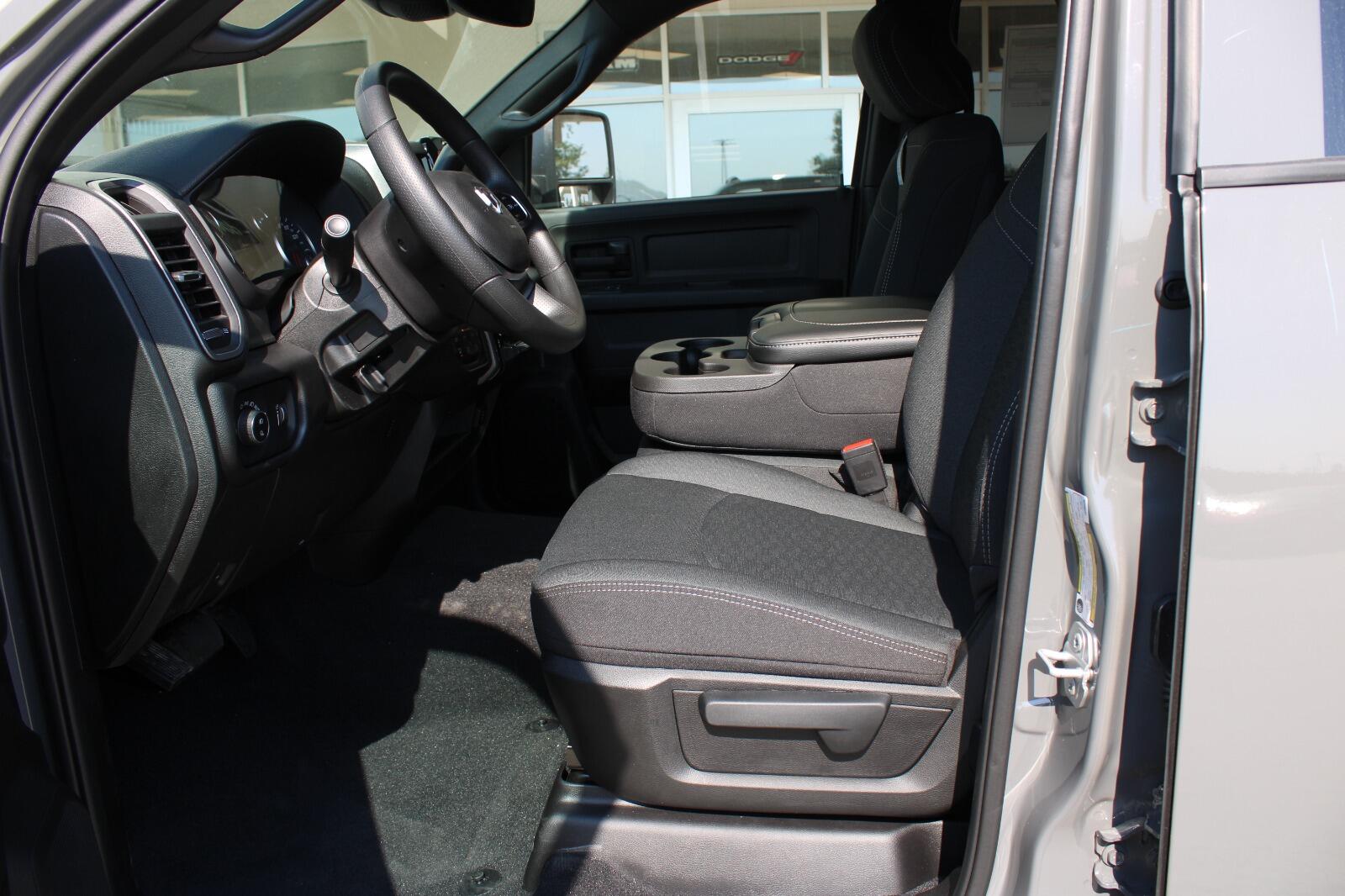 2026 RAM 2500 Tradesman - Photo 13