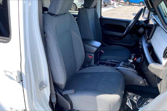 2025 Jeep Gladiator Willys - Photo 6