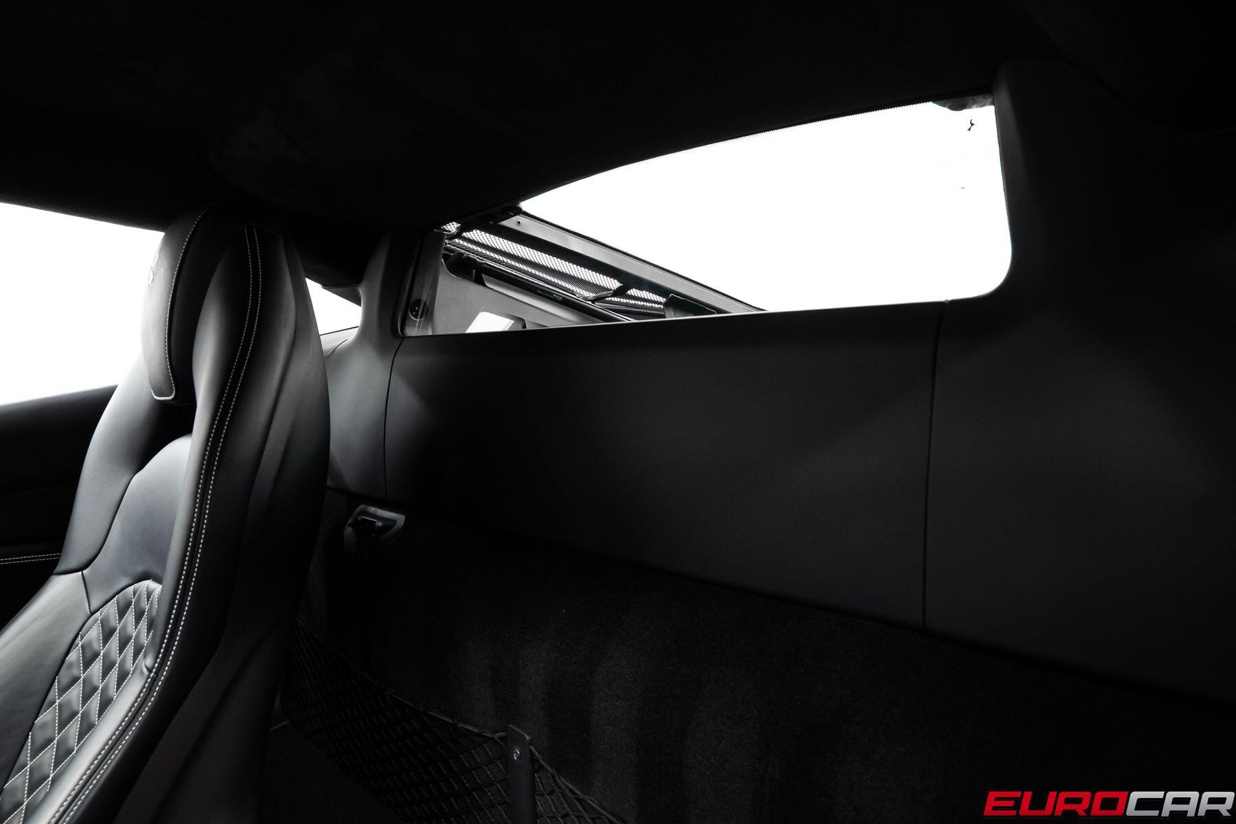 2017 Ferrari 488 GTB *CARBON STEERING WHEEL * IMMACULATE CONDITION*Image 41