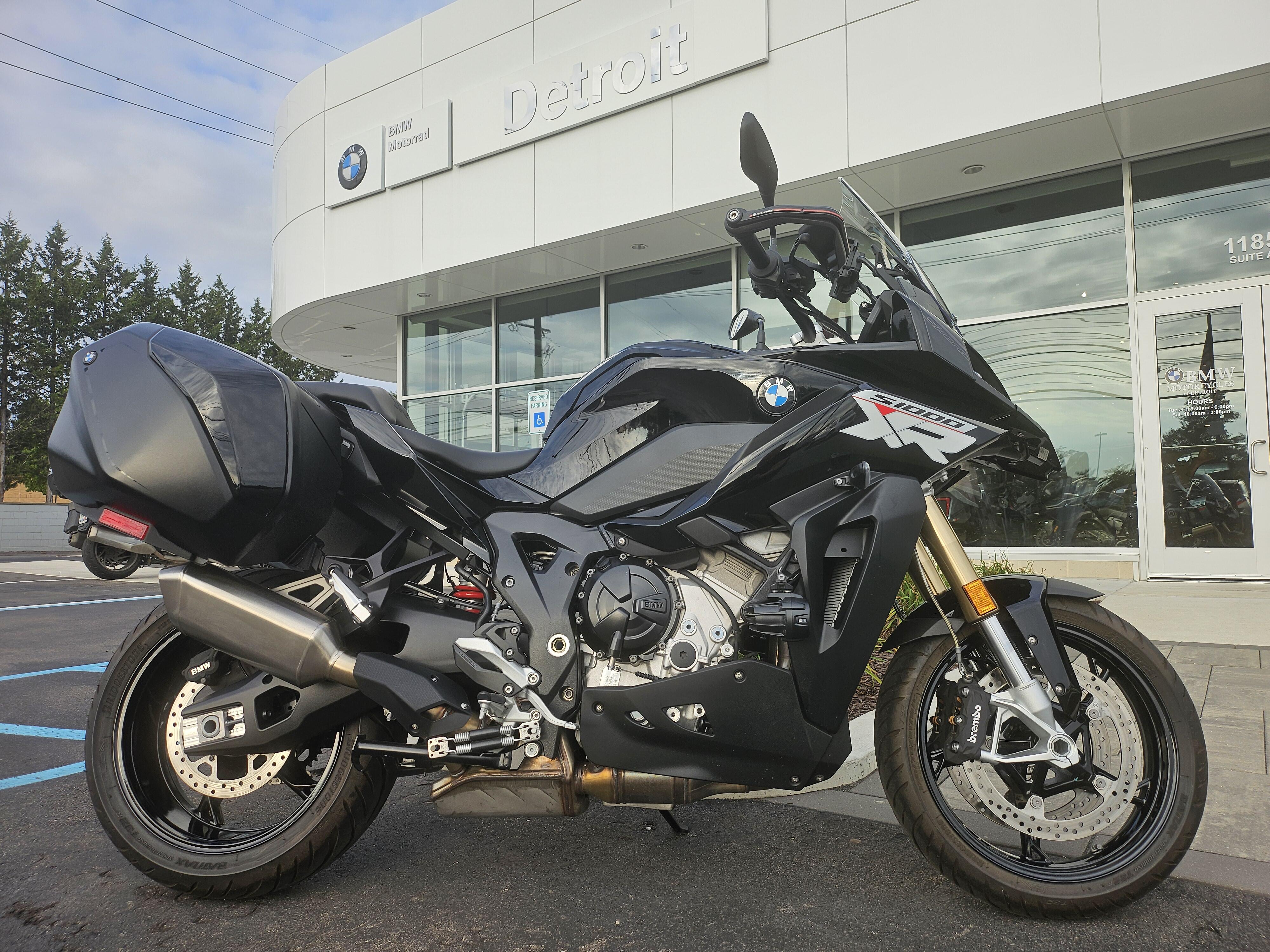 2025 BMW S 1000 XR