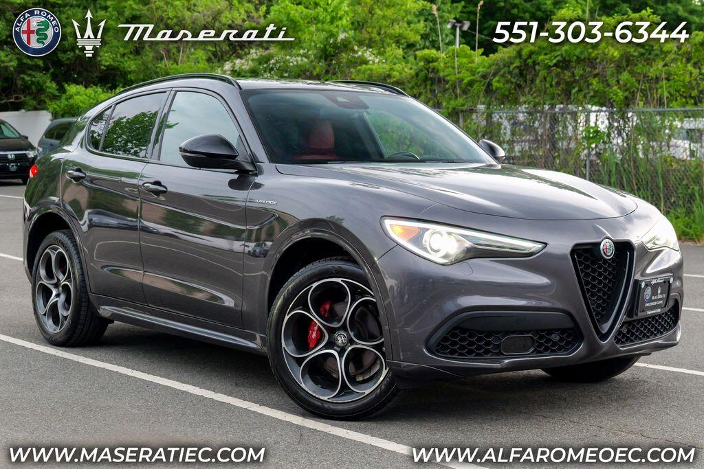 2022 Alfa Romeo Stelvio Ti Veloce AWD's photo