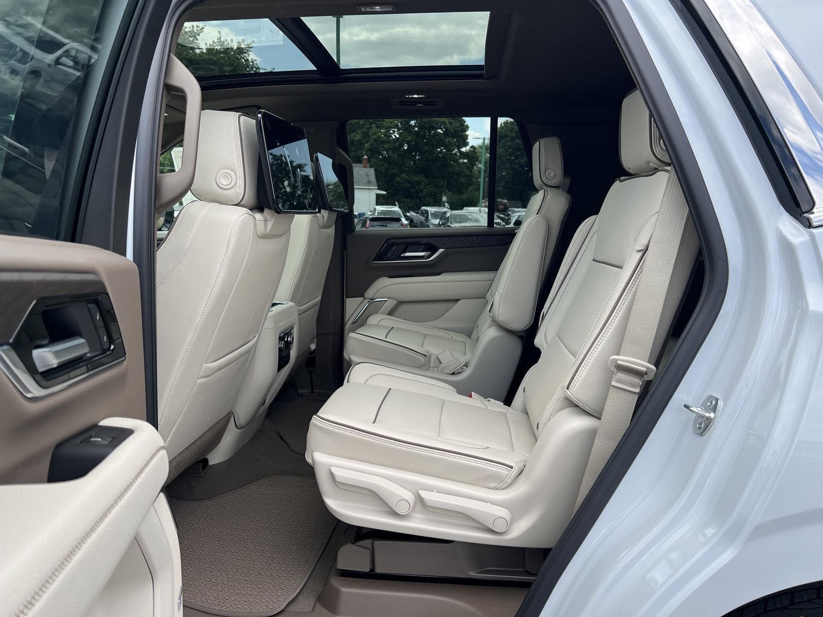 2026 GMC Yukon Denali - Photo 44