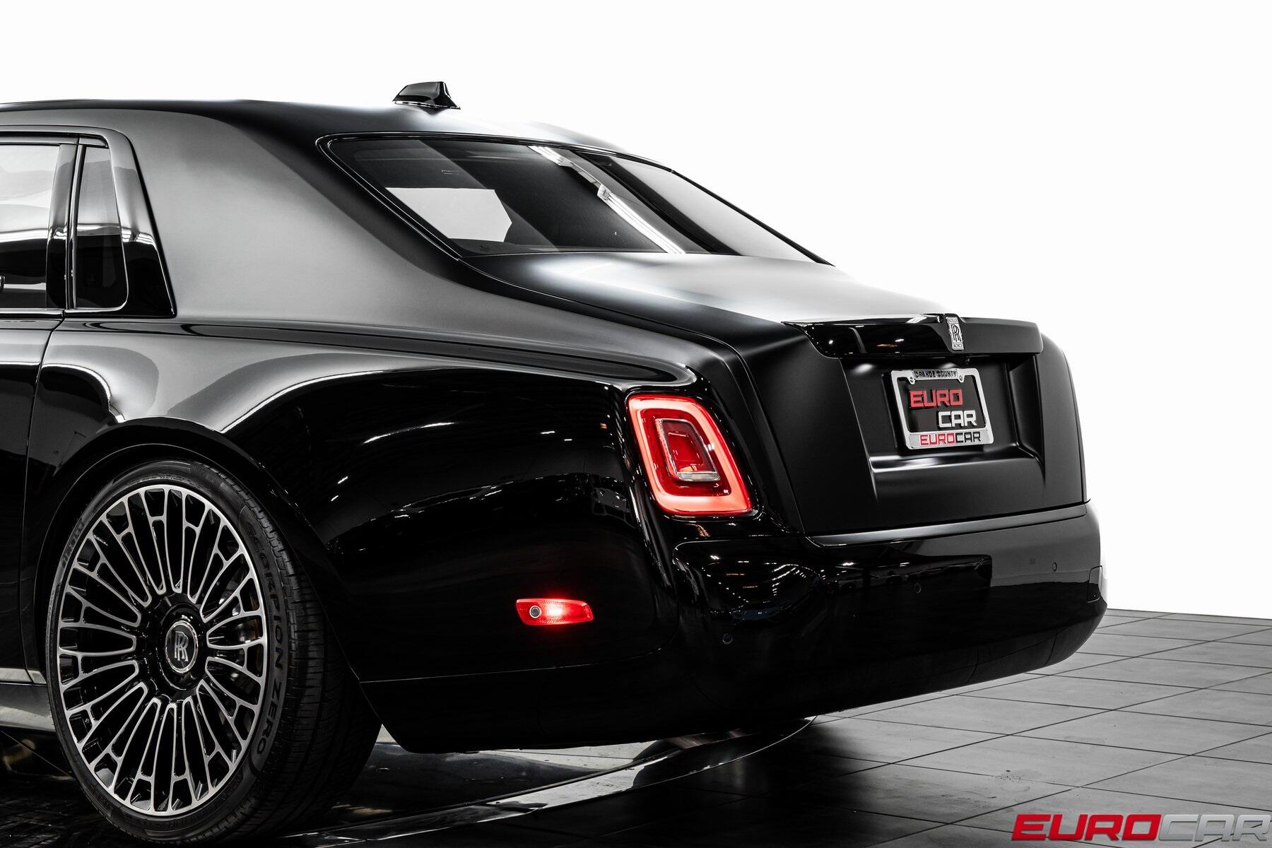 Used 2024 Rolls-Royce Phantom *IMMERSIVE REAR SEATING * FULL BODY PPF*Image 17