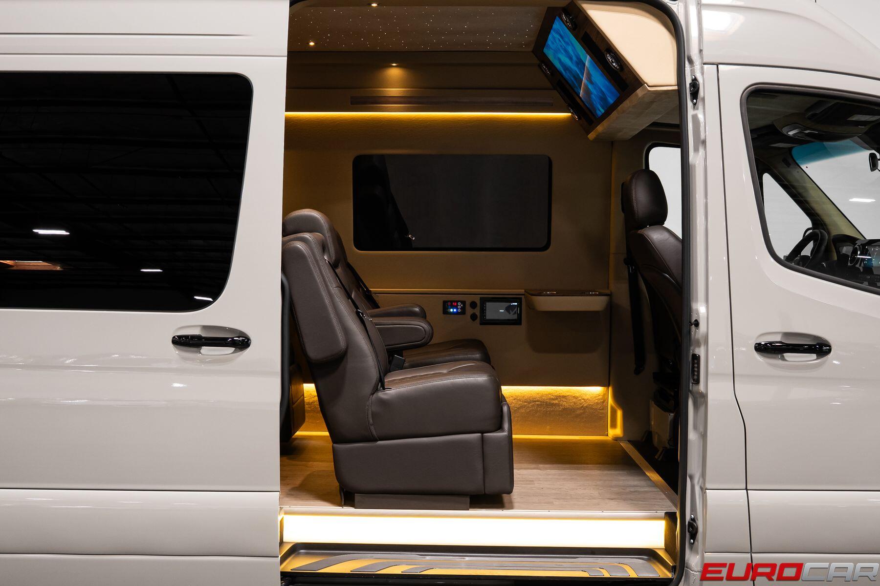 2025 Mercedes-Benz Sprinter 3500 Cargo 170 WB High Roof *KITCHENETTE*Image 35