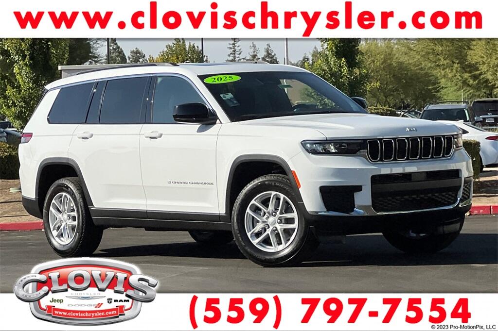 2025 Jeep Grand Cherokee L Laredo's photo