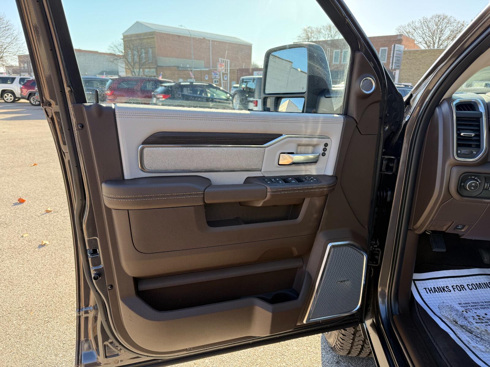 2026 RAM 2500 Laramie - Photo 6
