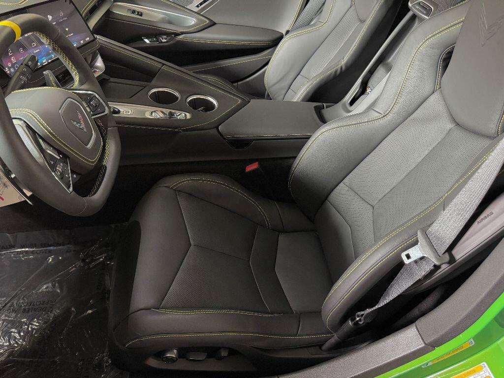 2026 Chevrolet Corvette 2LT - Photo 9