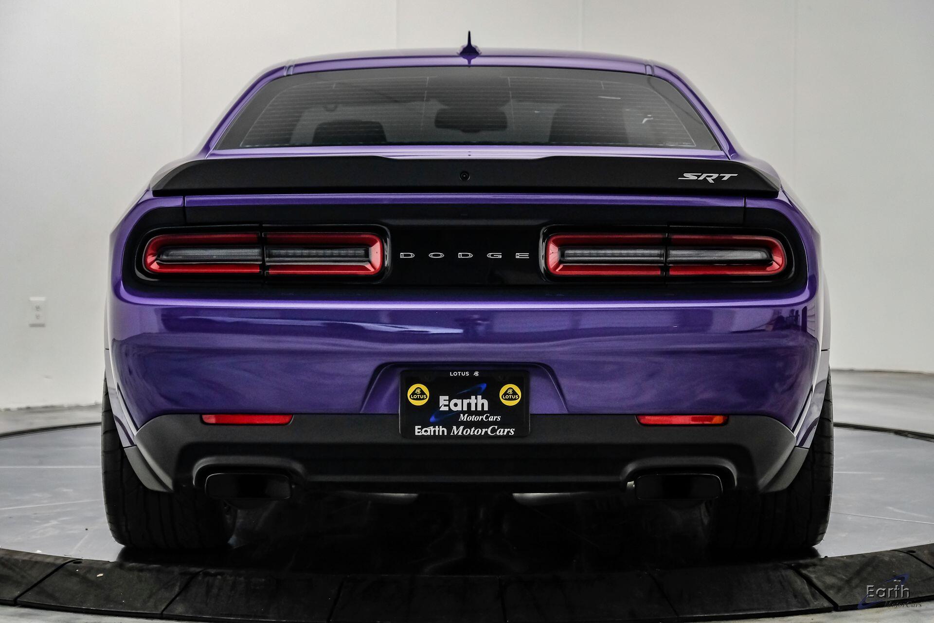 2018 Dodge Challenger SRT - Photo 15