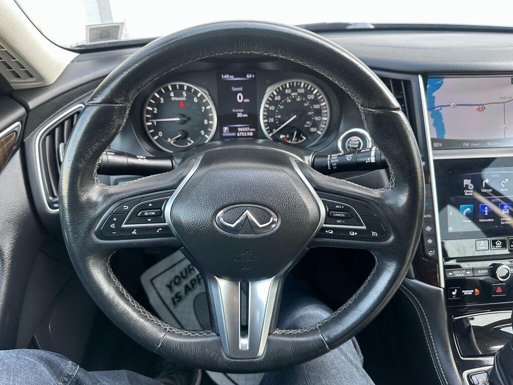 Certified 2018 INFINITI Q50 LUXE with VIN JN1EV7AR6JM610284 for sale in Webster, NY