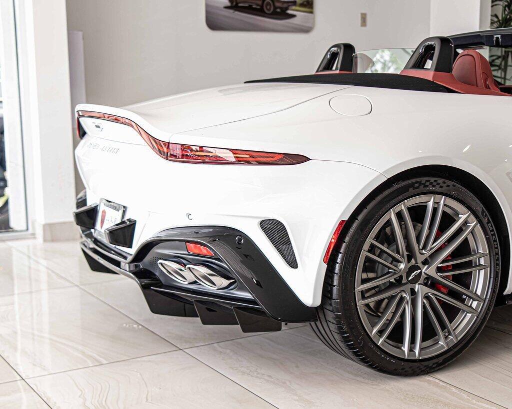 2026 Aston Martin Vantage Base - Photo 12
